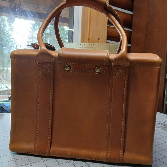 Like New Rio Grande Leather Train Case - Picture 11 of 15